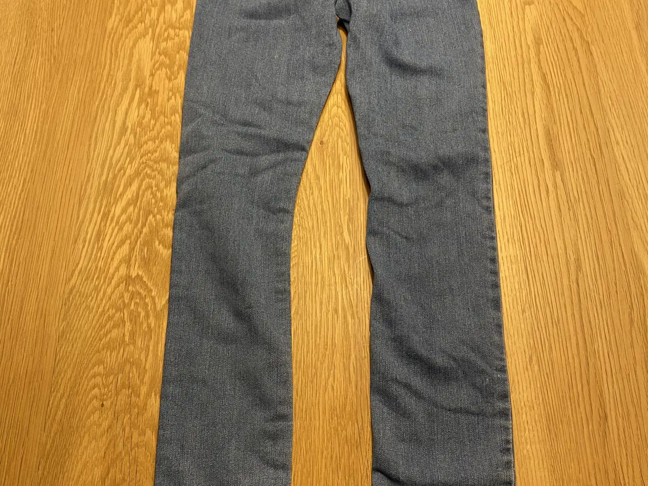 Billede 5 - Flot Hummel kjole som kun har været prøvet på 95kr