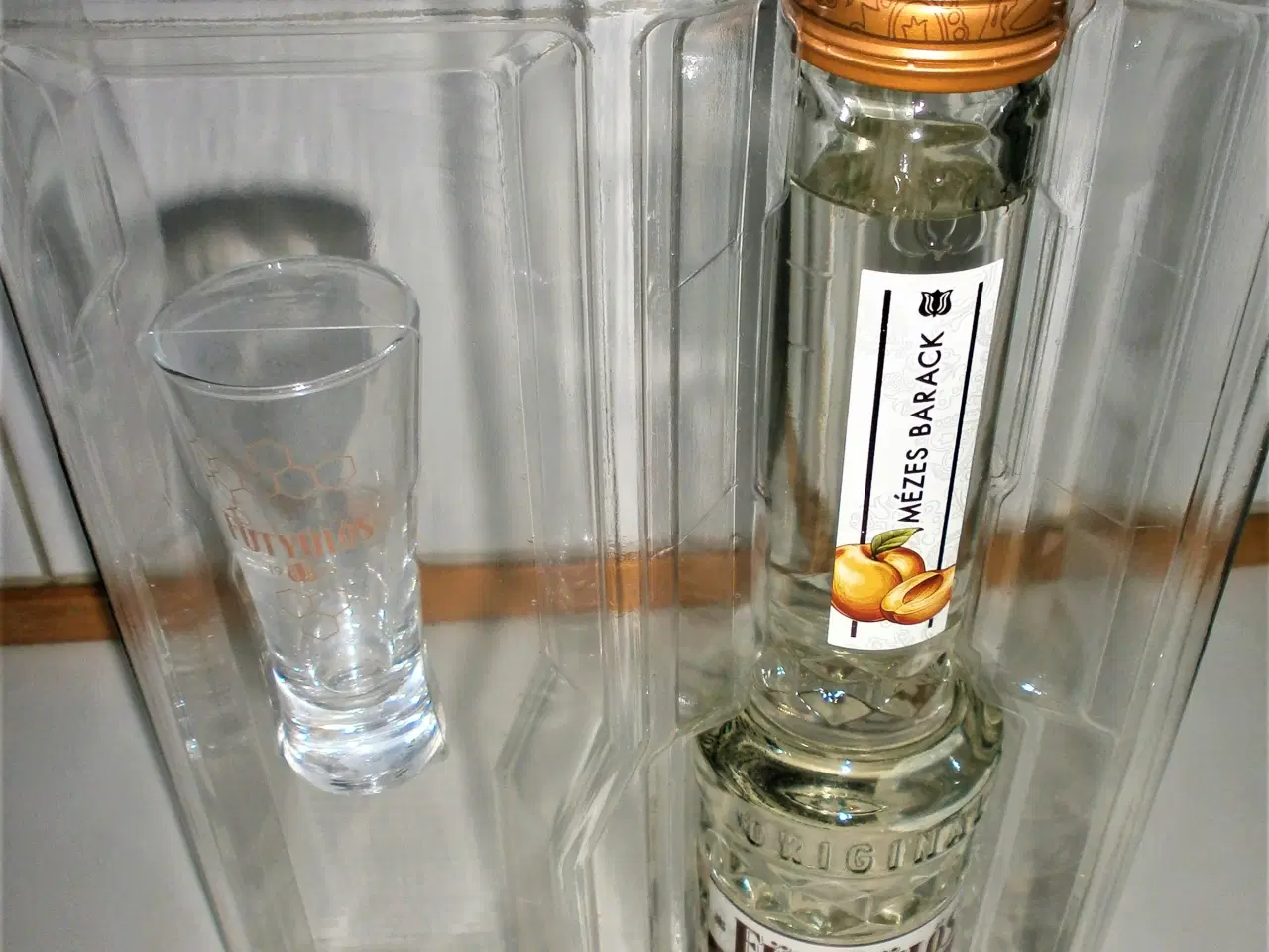 Billede 3 - Fløjtende Abrikos - Liqueur