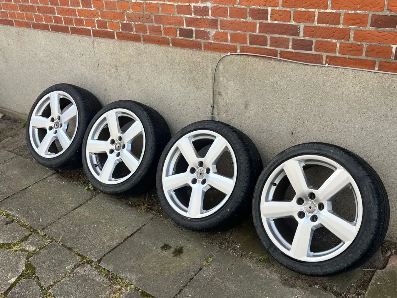 Billede 1 - Alufælge med sommerdæk 5x100