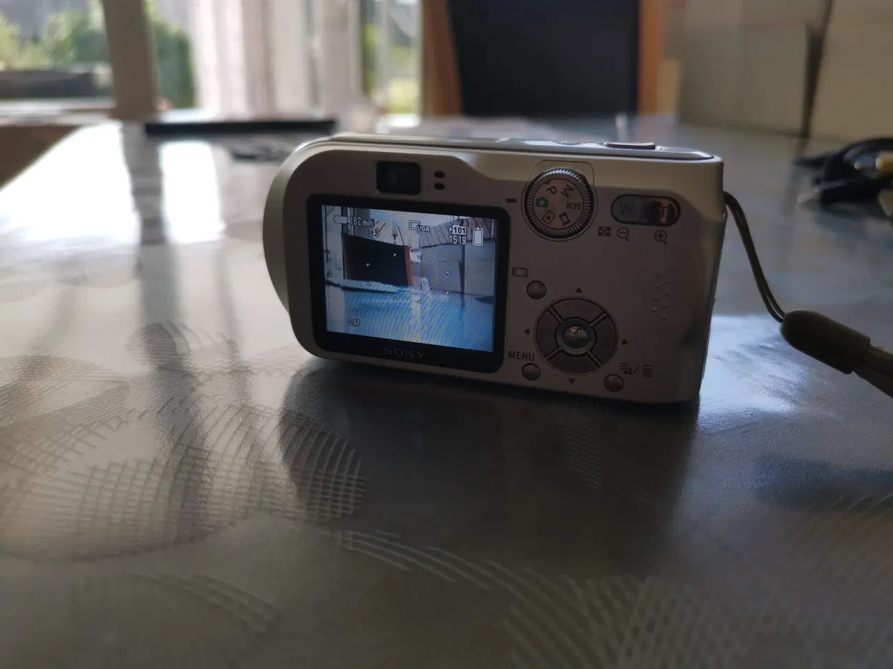 Billede 3 - Sony digital, kamera Cyber-shot,7,2 mega pixels