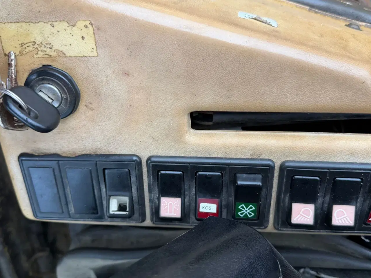 Billede 18 - Hydrema Wl 550C M. SKOVL OG GAFLER