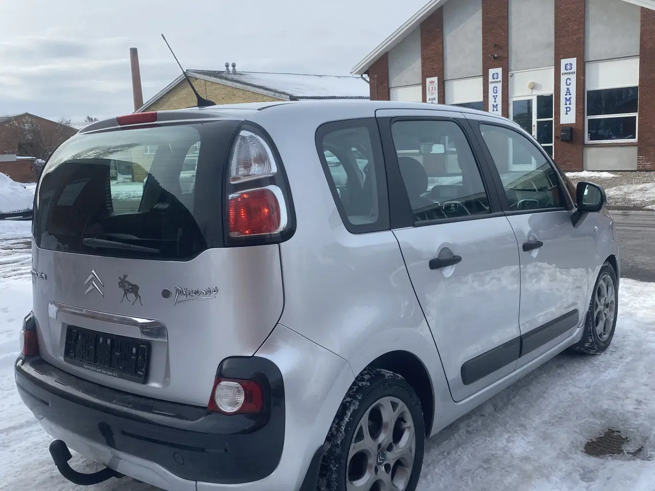 Billede 4 - God bil med 1 år til syn 🚘