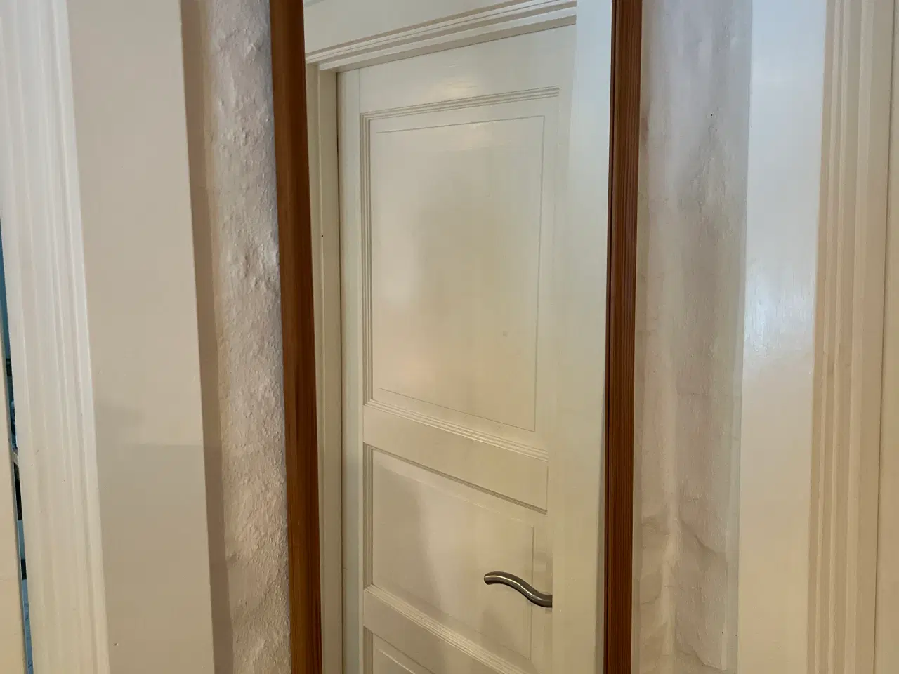 Billede 2 - Fyrretræsspejl i smukt retrolook – 110x45 cm