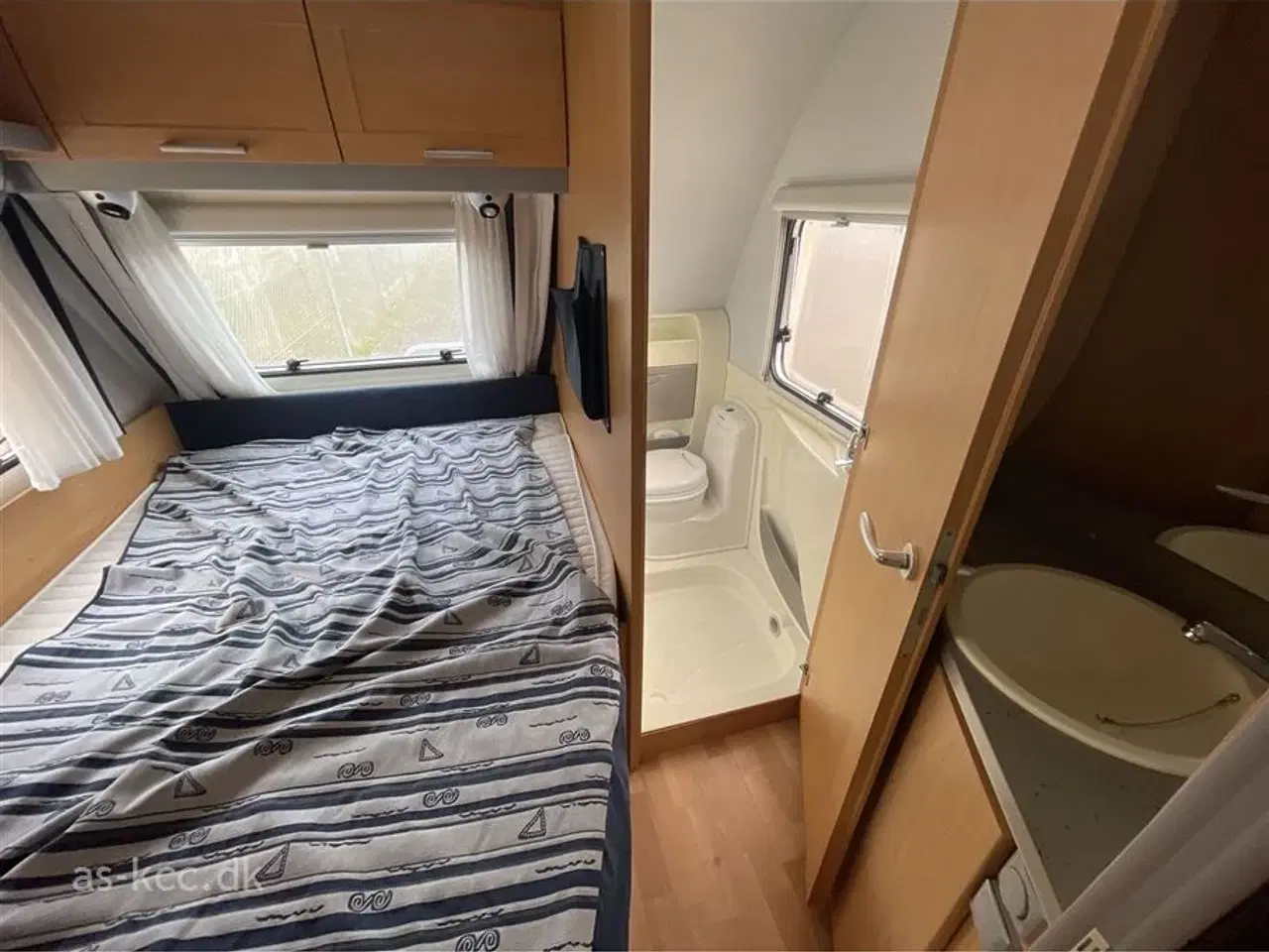 Billede 6 - 2004 - Knaus Azur 500 FU   Knaus Azur 500 FU dobbeltseng