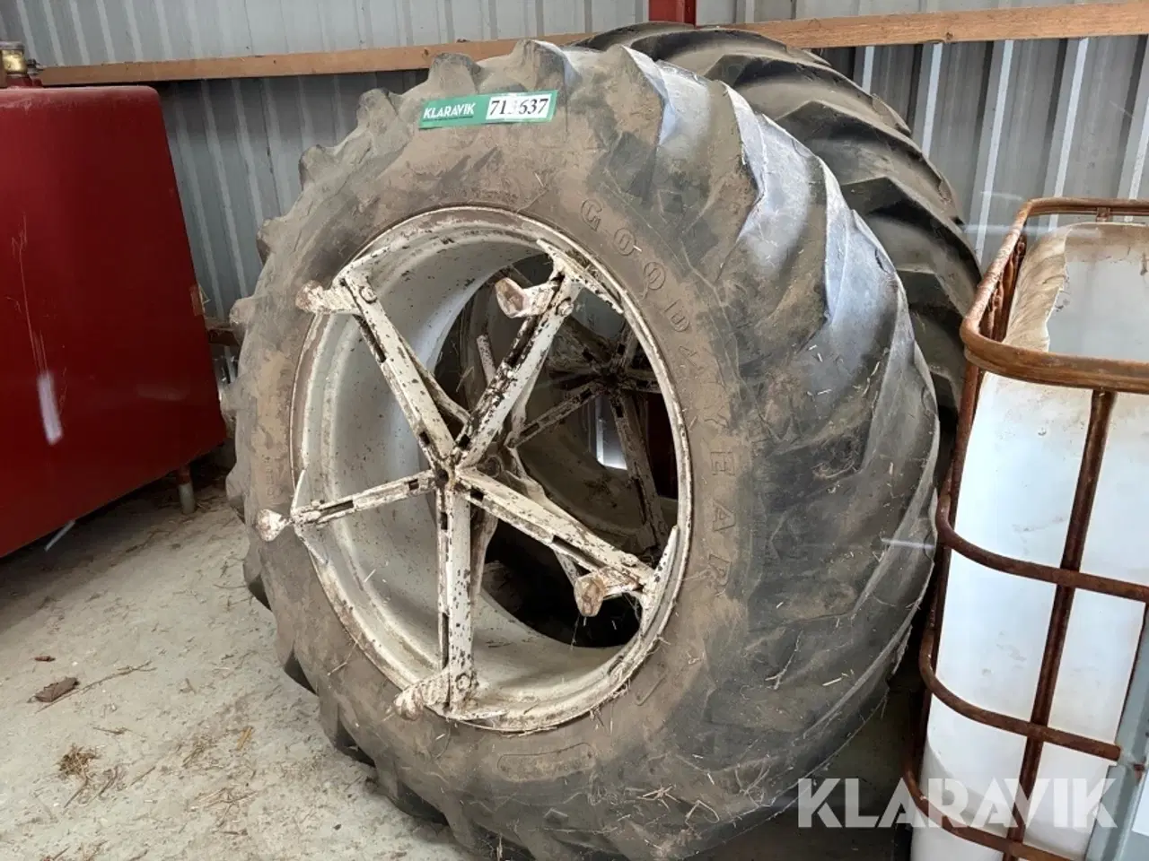 Billede 2 - Tvillingehjul Goodyear Traction sure grip