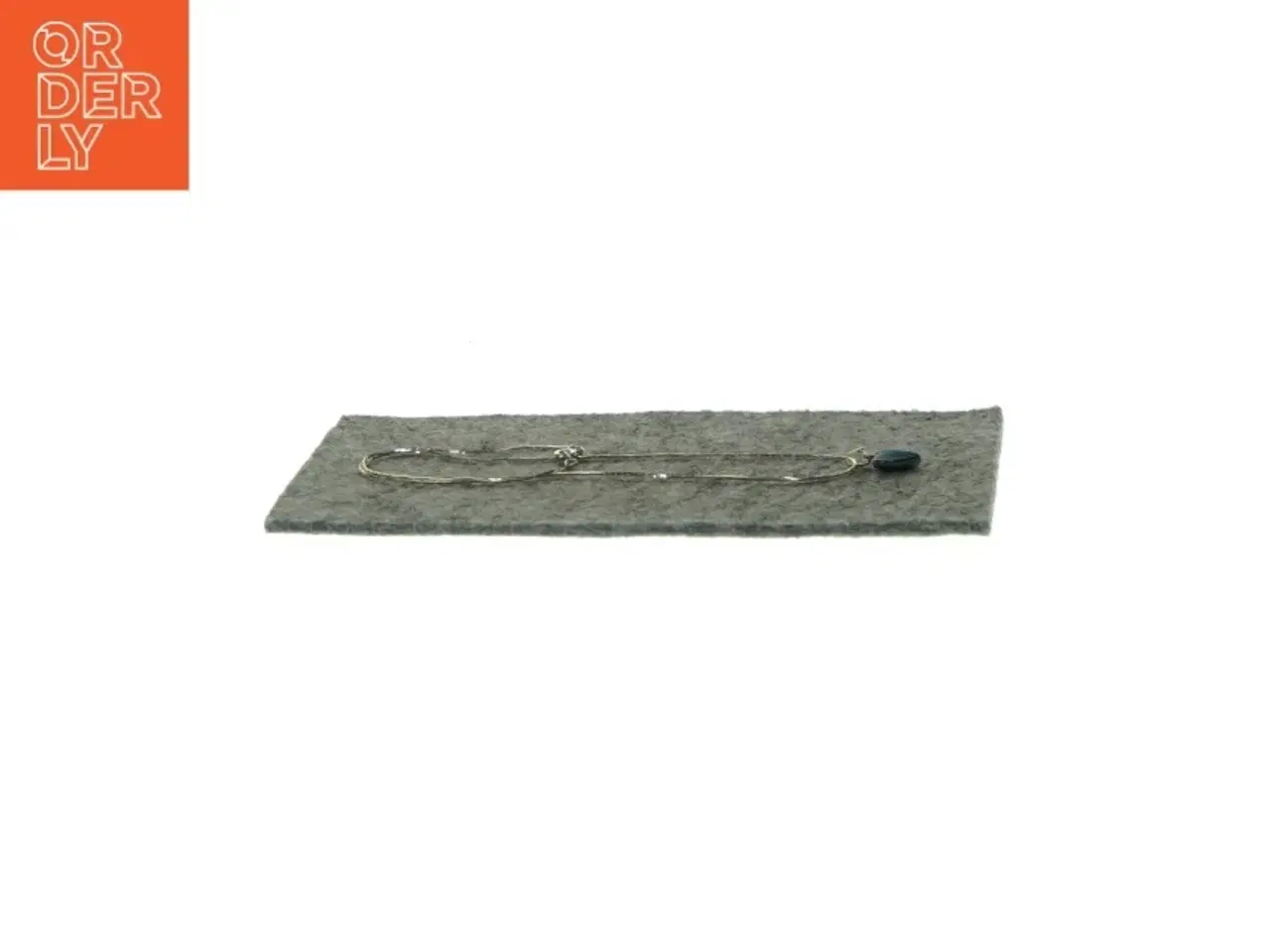 Billede 2 - Sølvhalskæde med hjertevedhæng (str. L 45 cm)