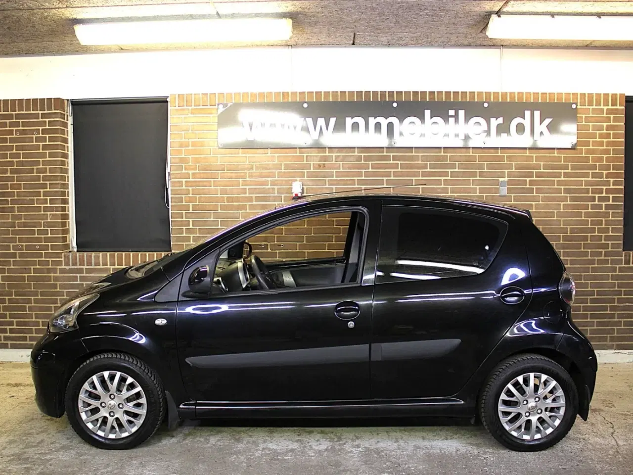 Billede 1 - Toyota Aygo 1,0 Plus Black