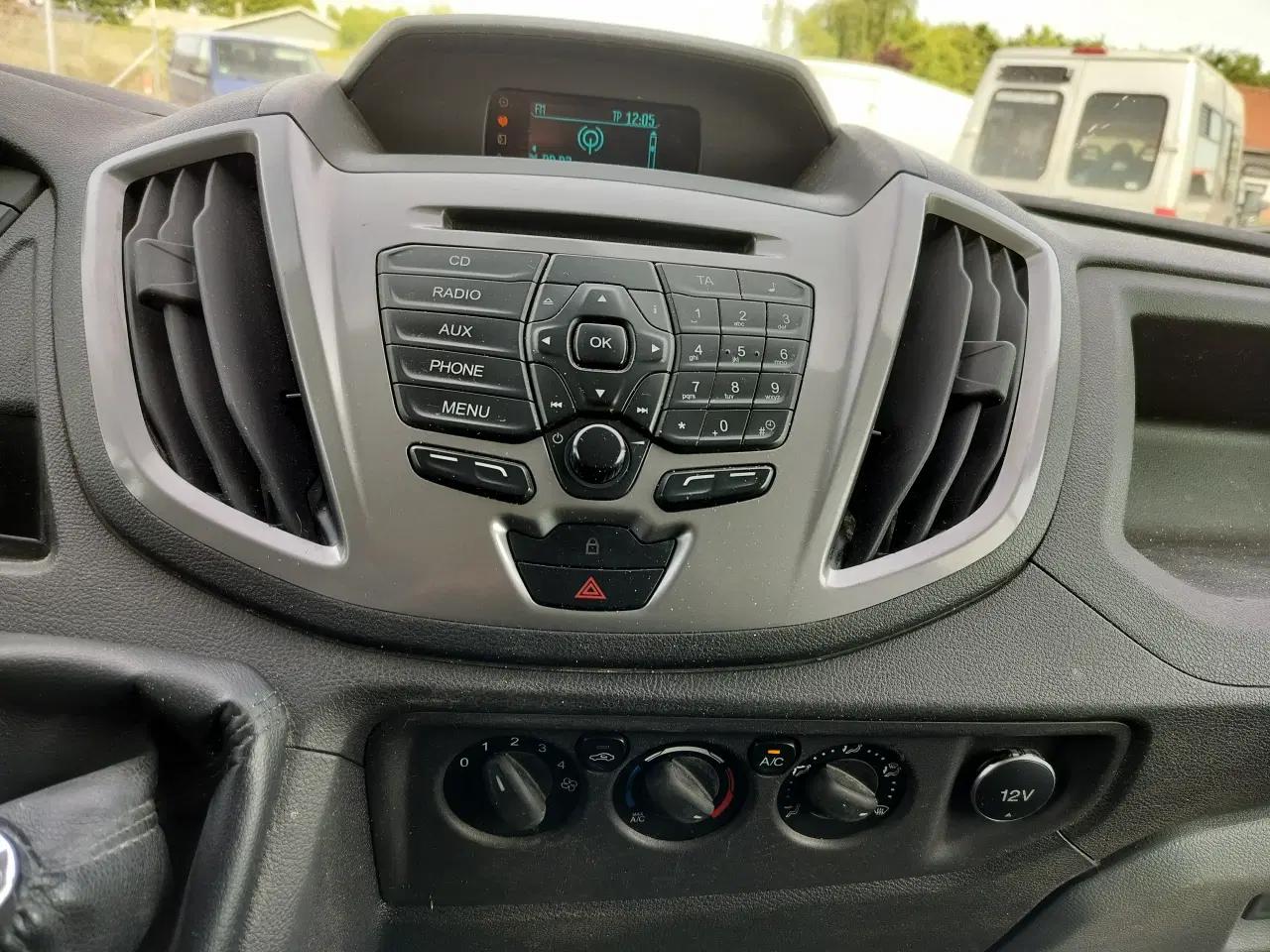 Billede 5 - Ford Transit 2,2 TDCI RWD. Defekt toppakning