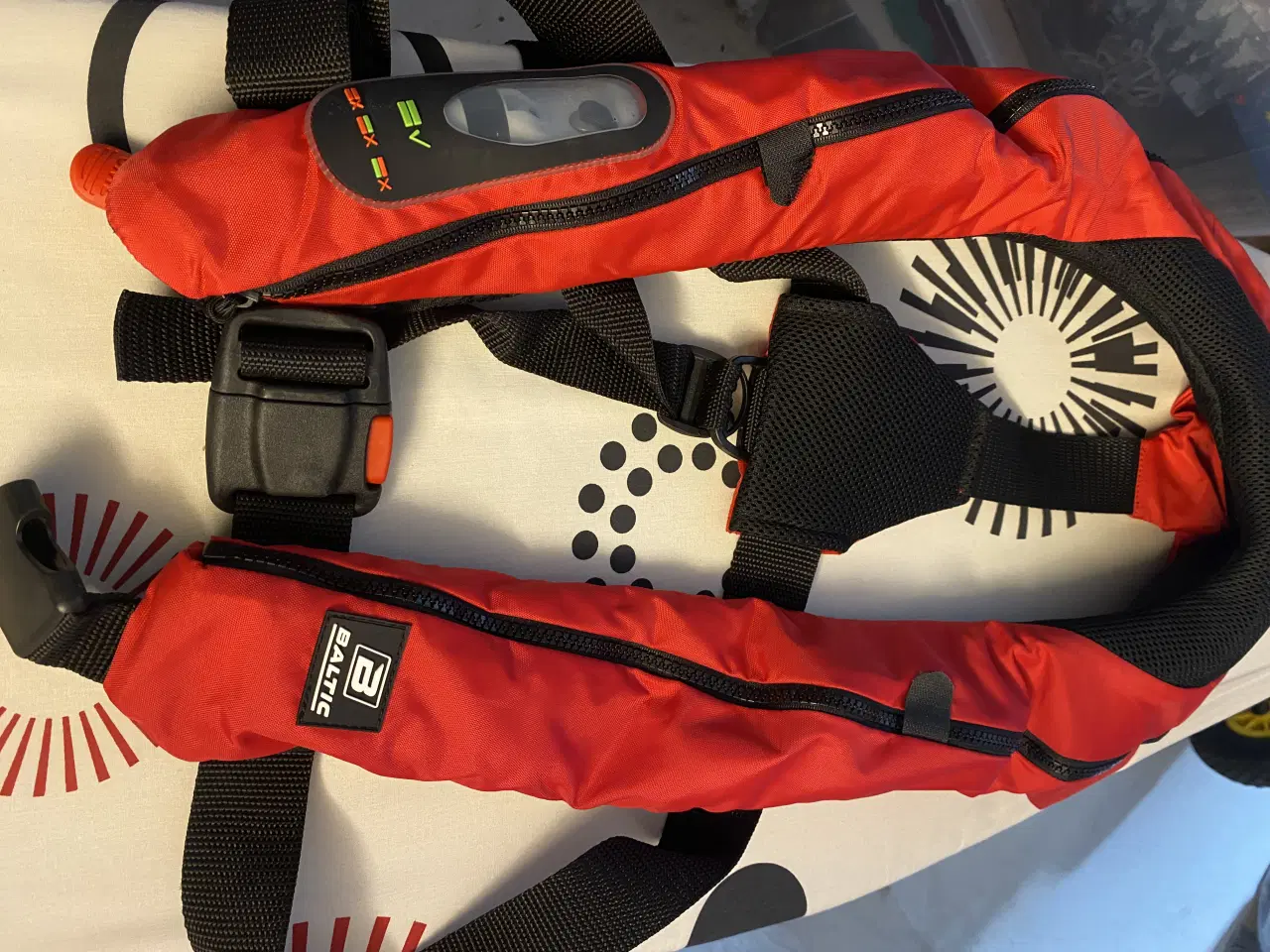 Billede 1 - Selvoppustelig redningsvest