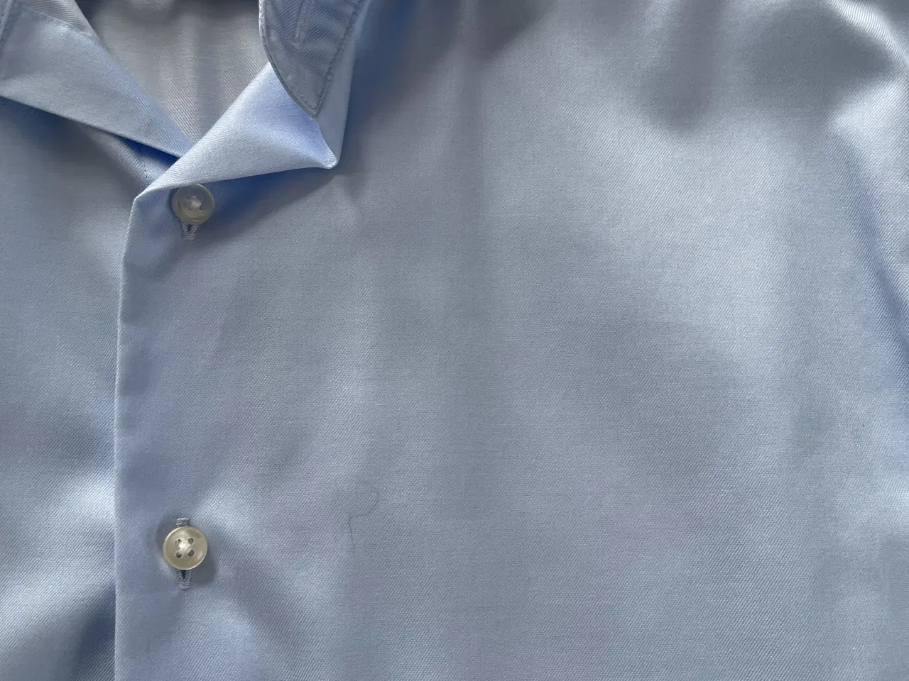 Billede 1 - Flot 1863 by Eterna lyseblå skjorte str. 40