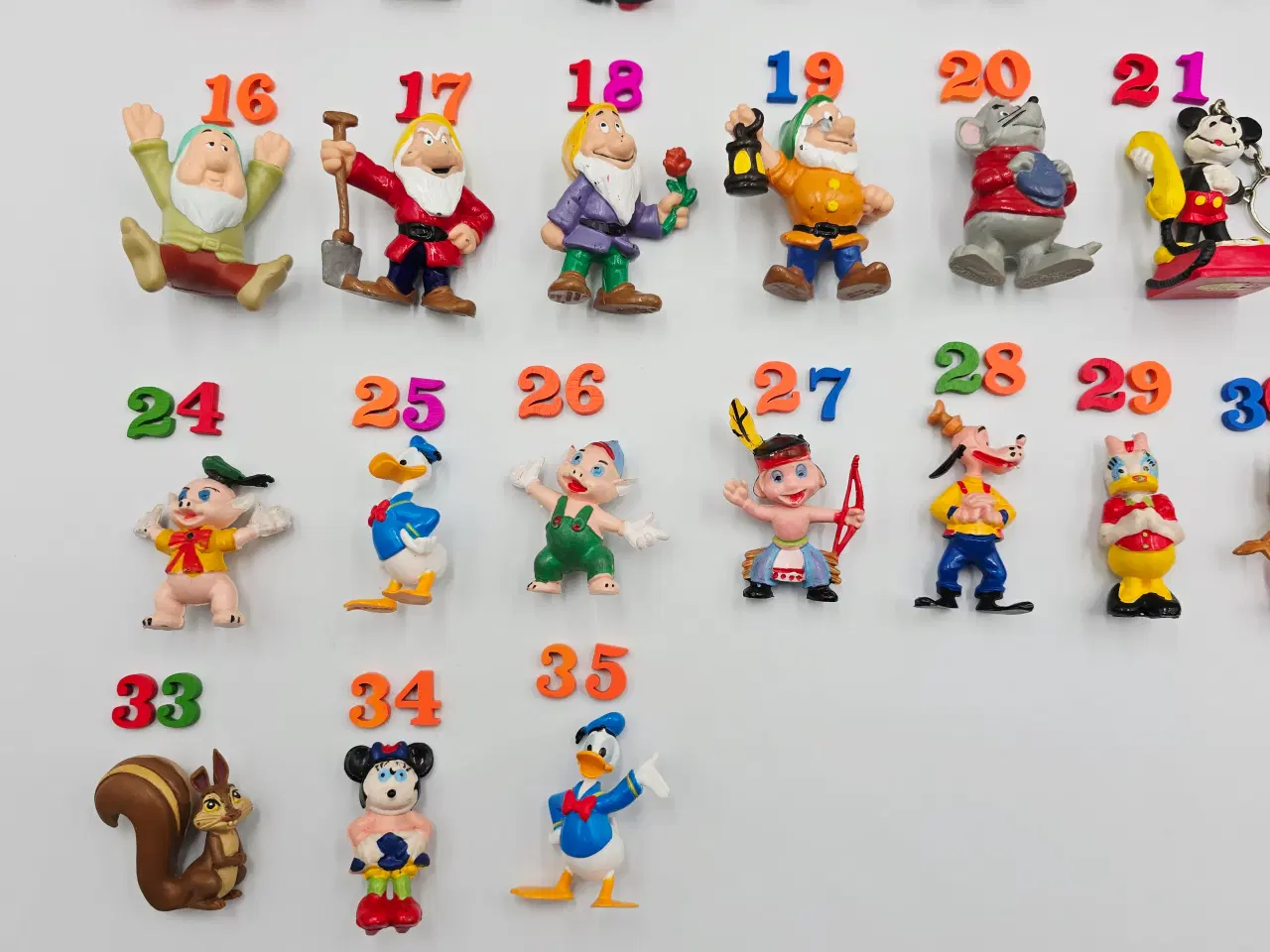 Billede 4 - Disney figurer sælges til 20,- pr. stk.