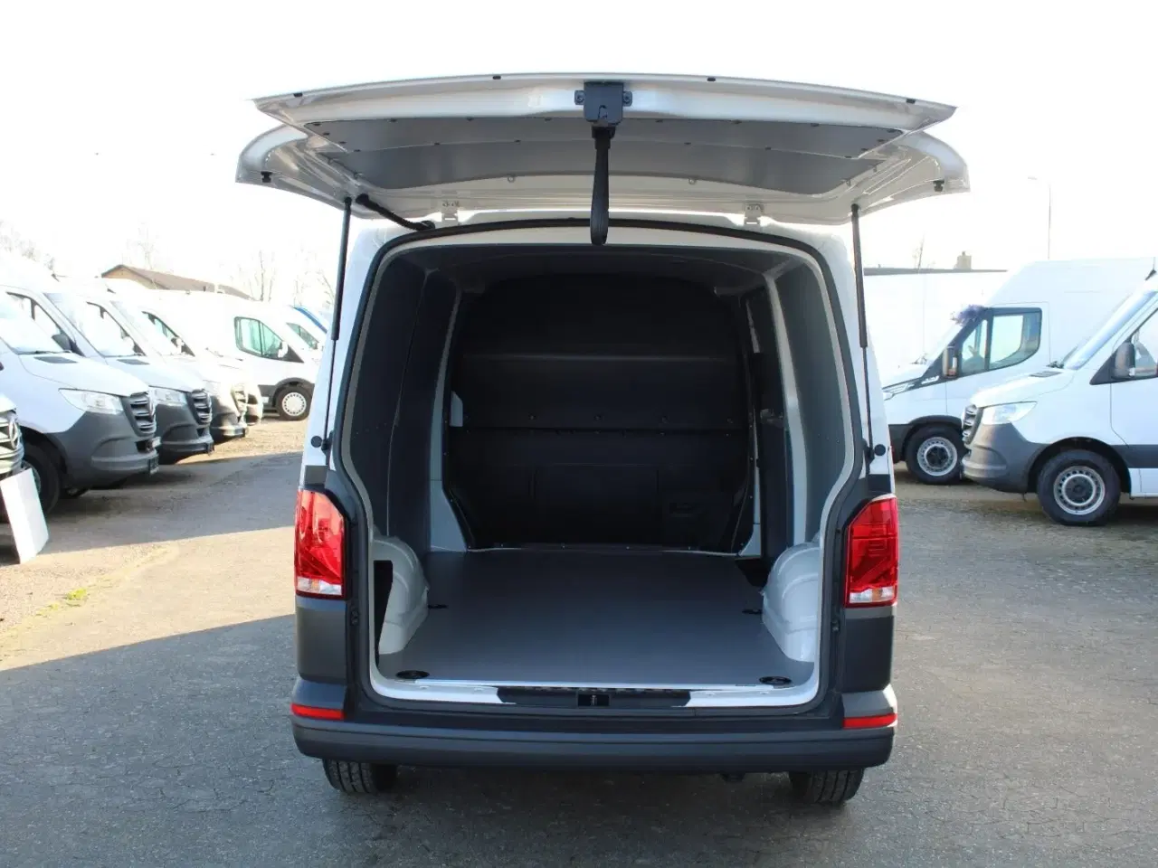 Billede 9 - VW Transporter 2,0 TDi 150 Kassevogn DSG lang