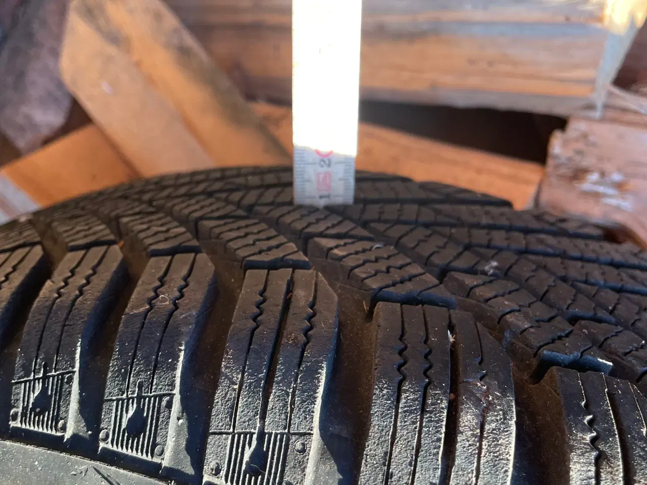Billede 5 - Fælge m/ vinter dæk fælge ikke pæne dæk kørt 500 k
