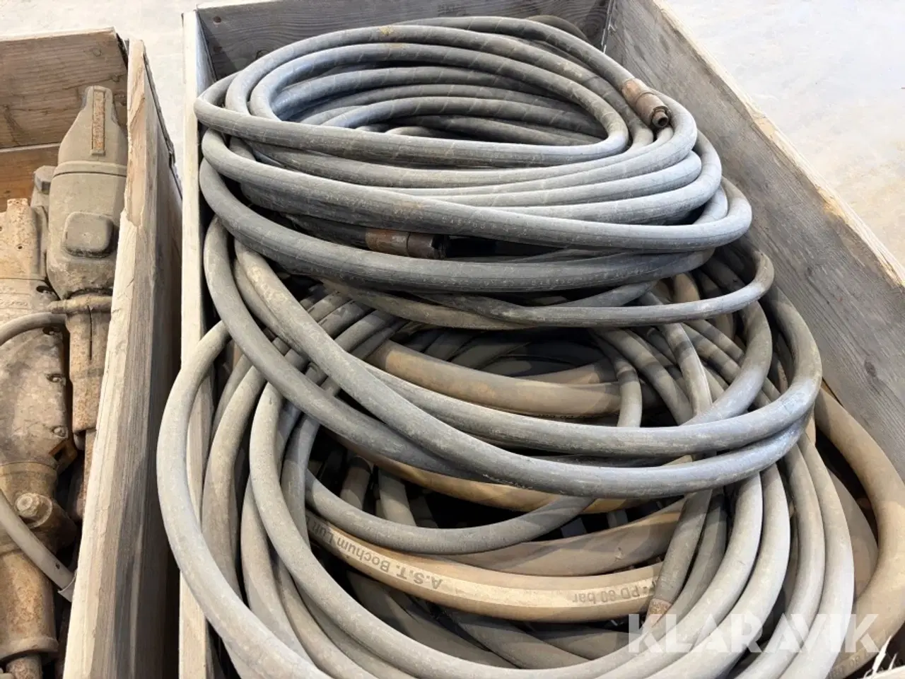 Billede 7 - Tryklufthamre og vandudskiller med trykluftslanger