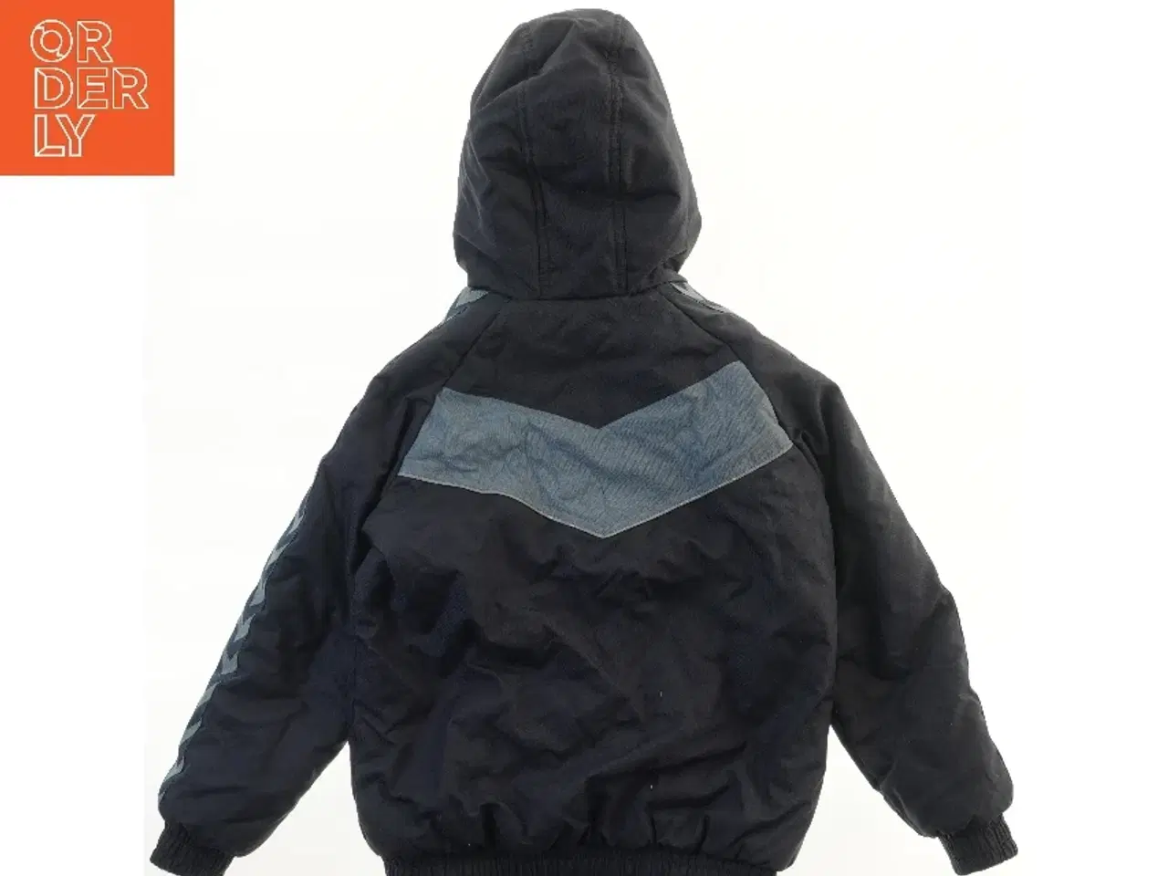 Billede 2 - Mørk Jakke med Hætte fra Hummel (str. 152)