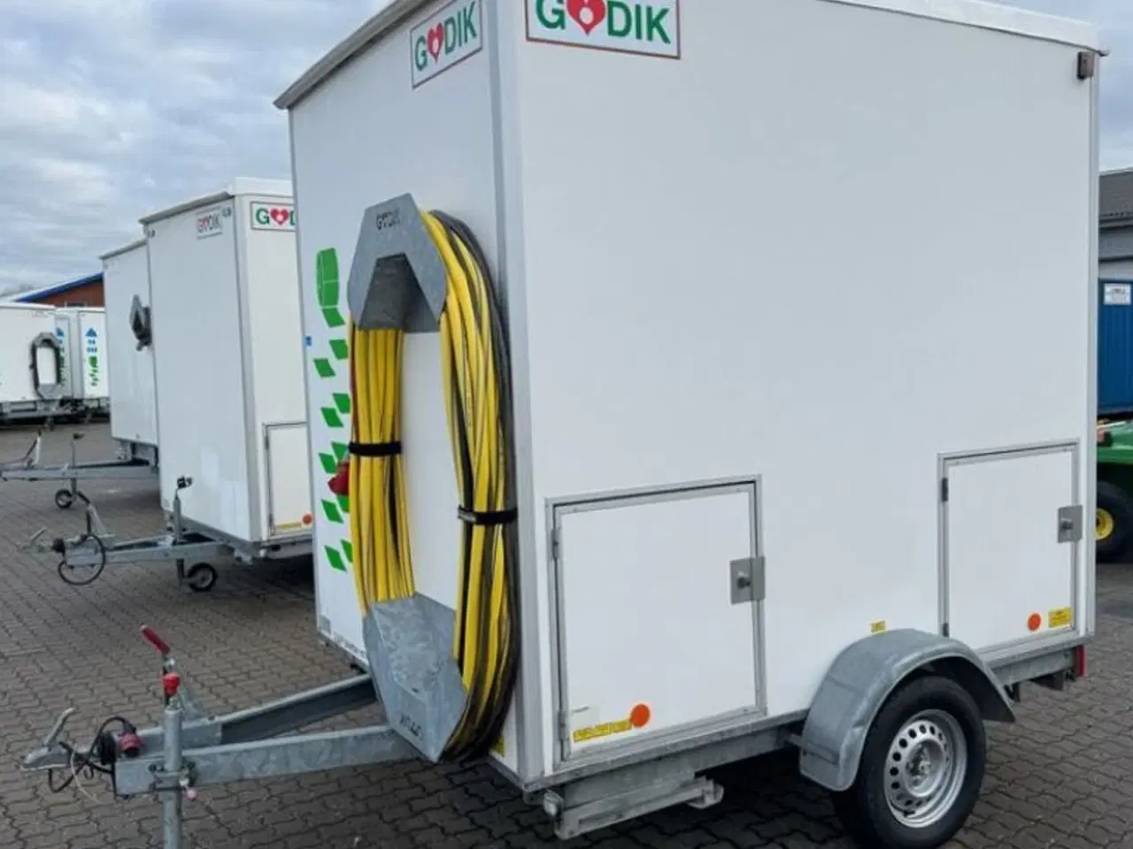 Billede 1 - Scanvogn BADMOBIL XL B m/2 WC og kværn