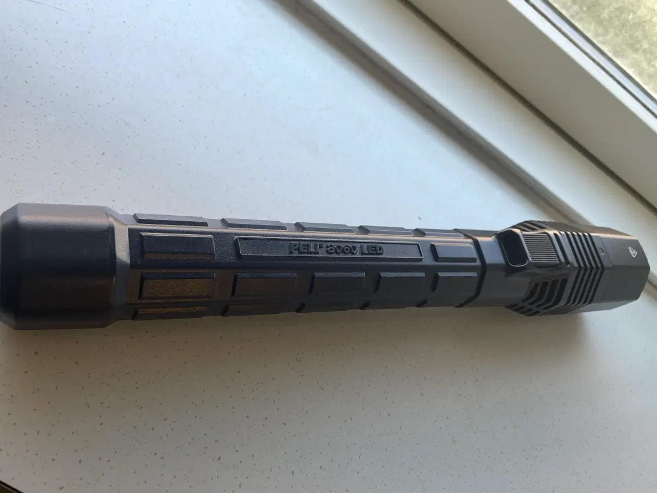 Billede 3 - PELI TAKTICAL FLASHL.helt magen til Politiets 😉