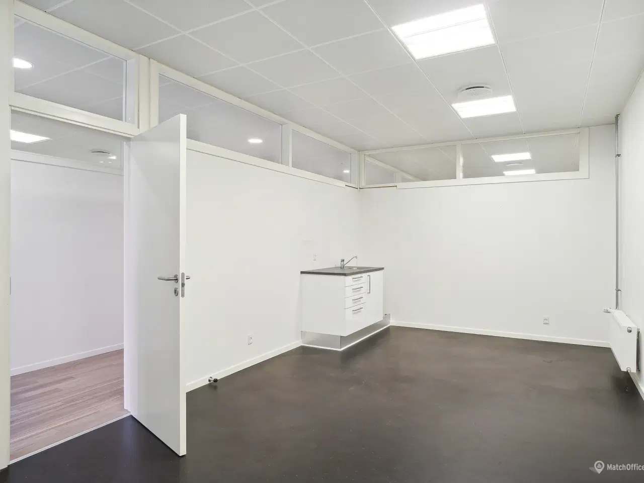 Billede 9 - Kontor- / kliniklokaler centralt i Skive - i alt ca. 414 kvm