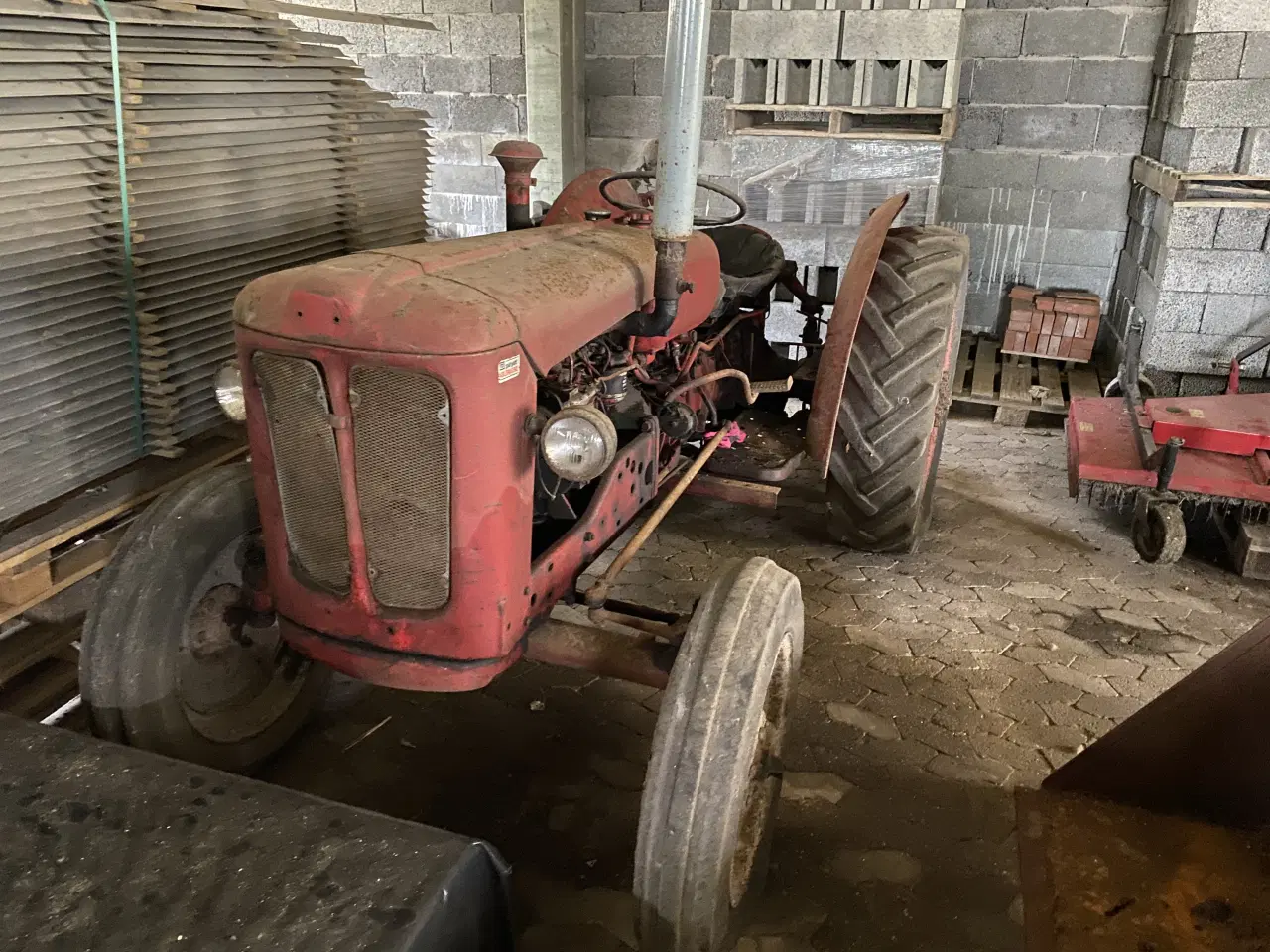 Billede 1 - Volvo 320 traktor