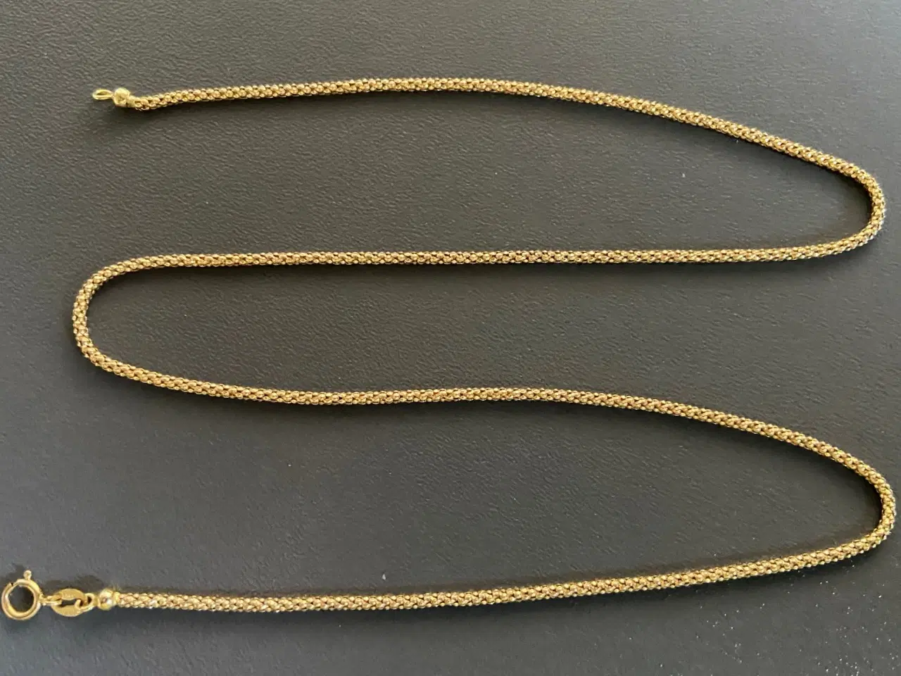 Billede 1 - Halskæde af 18 karat guld