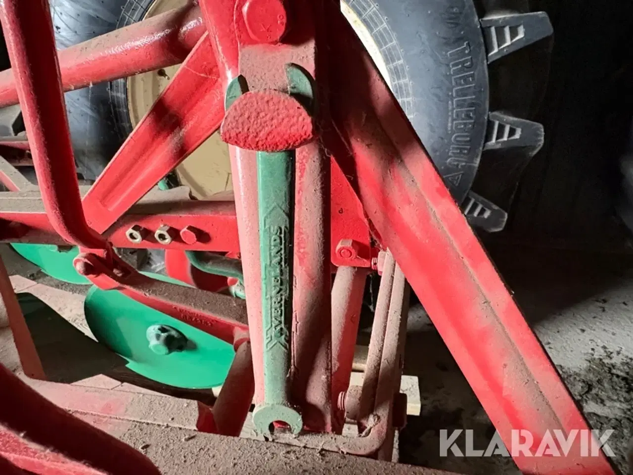 Billede 12 - Veteranplov Kverneland MA 3-furet med rulleskær og forplov