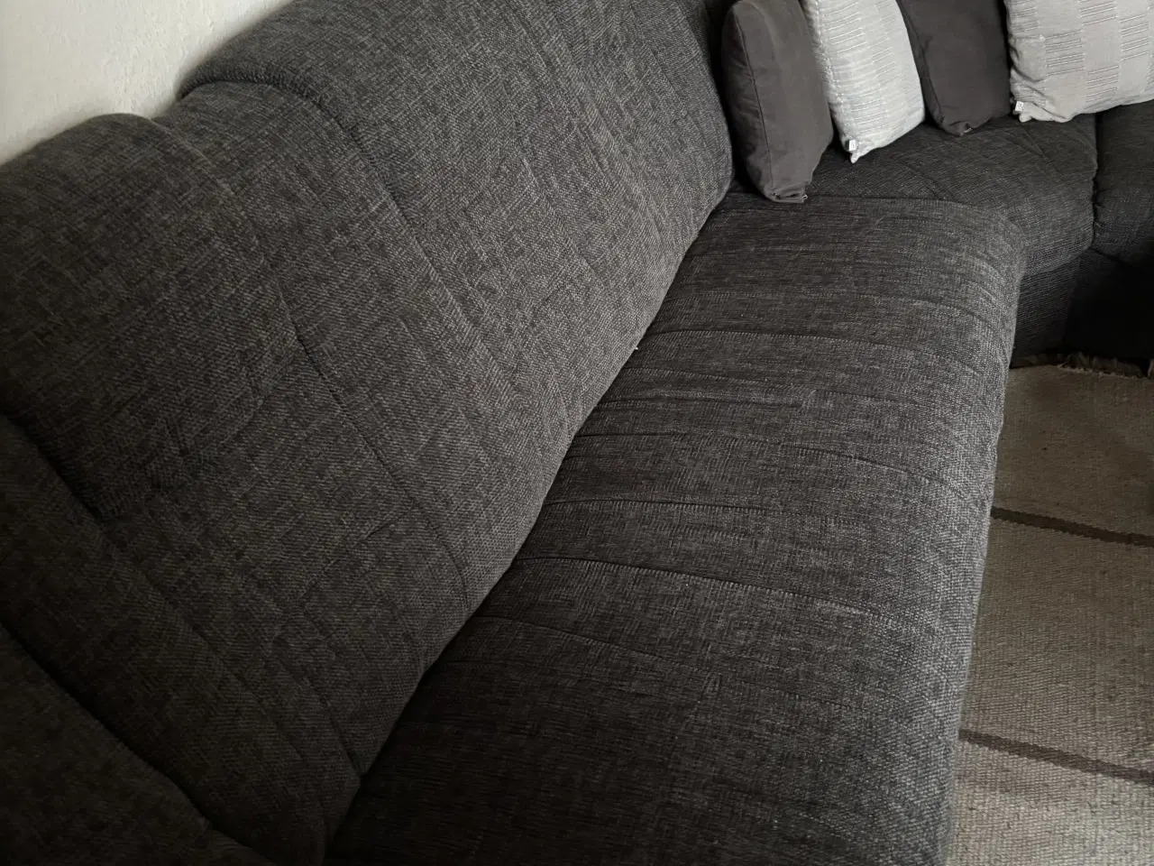 Billede 2 - Velholdt Hjort Knudsen hjørnesofa 