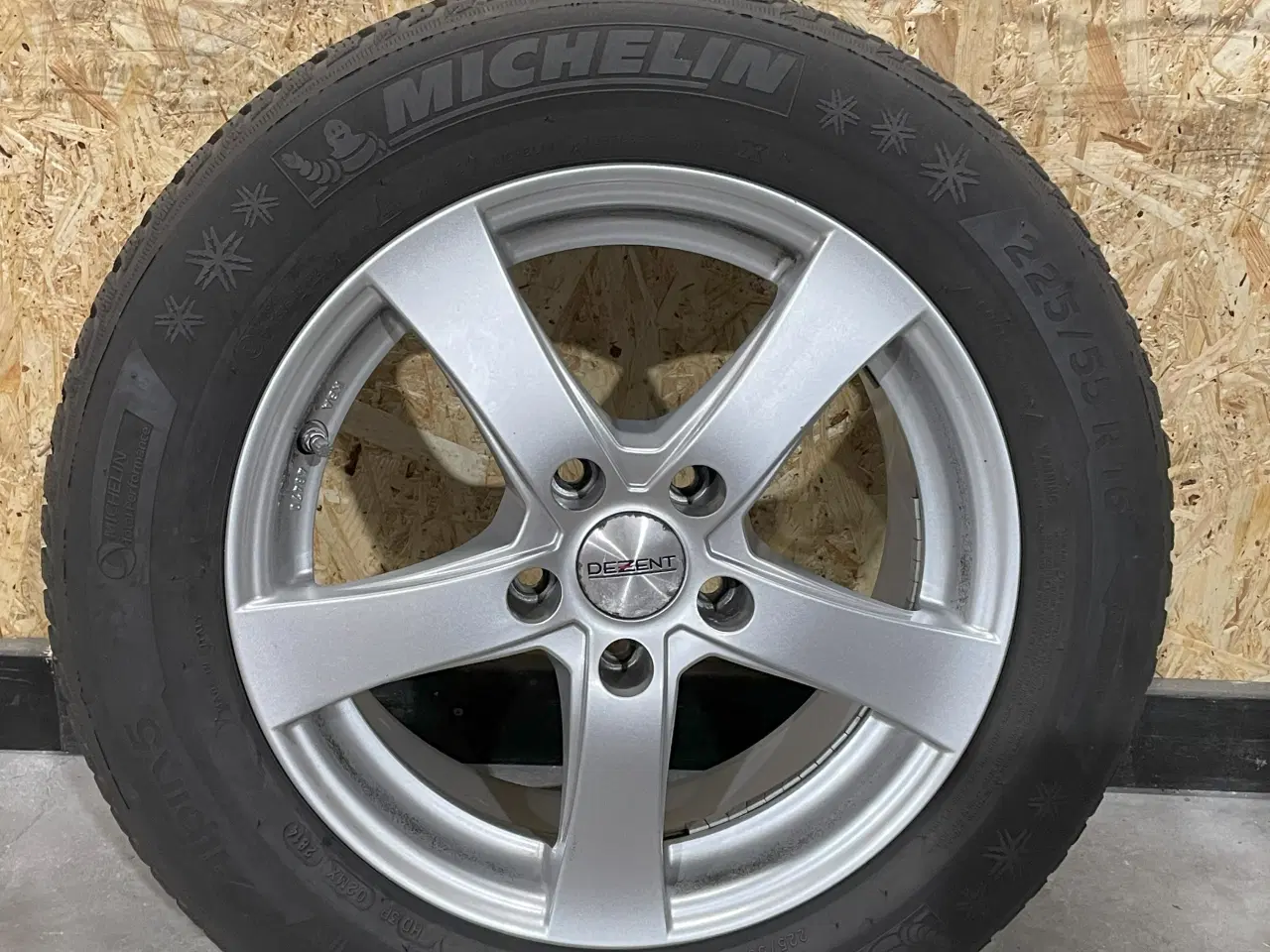 Billede 2 - Vinterdæk Michelin 225/55 R16