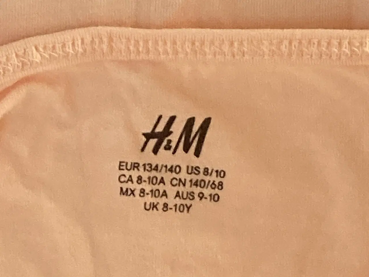 Billede 3 - Toppe i str. 134/140