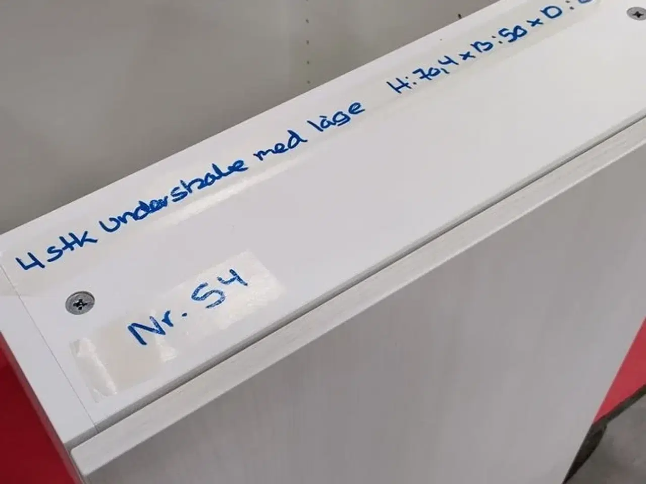 Billede 2 - 4 stk. usamlet underskabe H: 70,4 x B: 50 x D: 60,0 med låge og 4 hylder