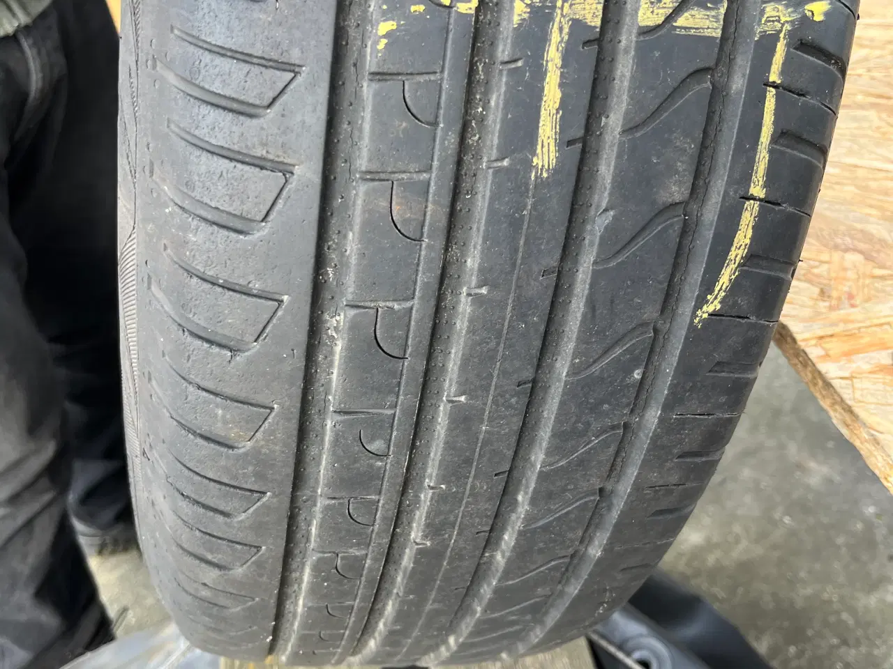 Billede 3 - Dæk på fælge til Toyota RAV4