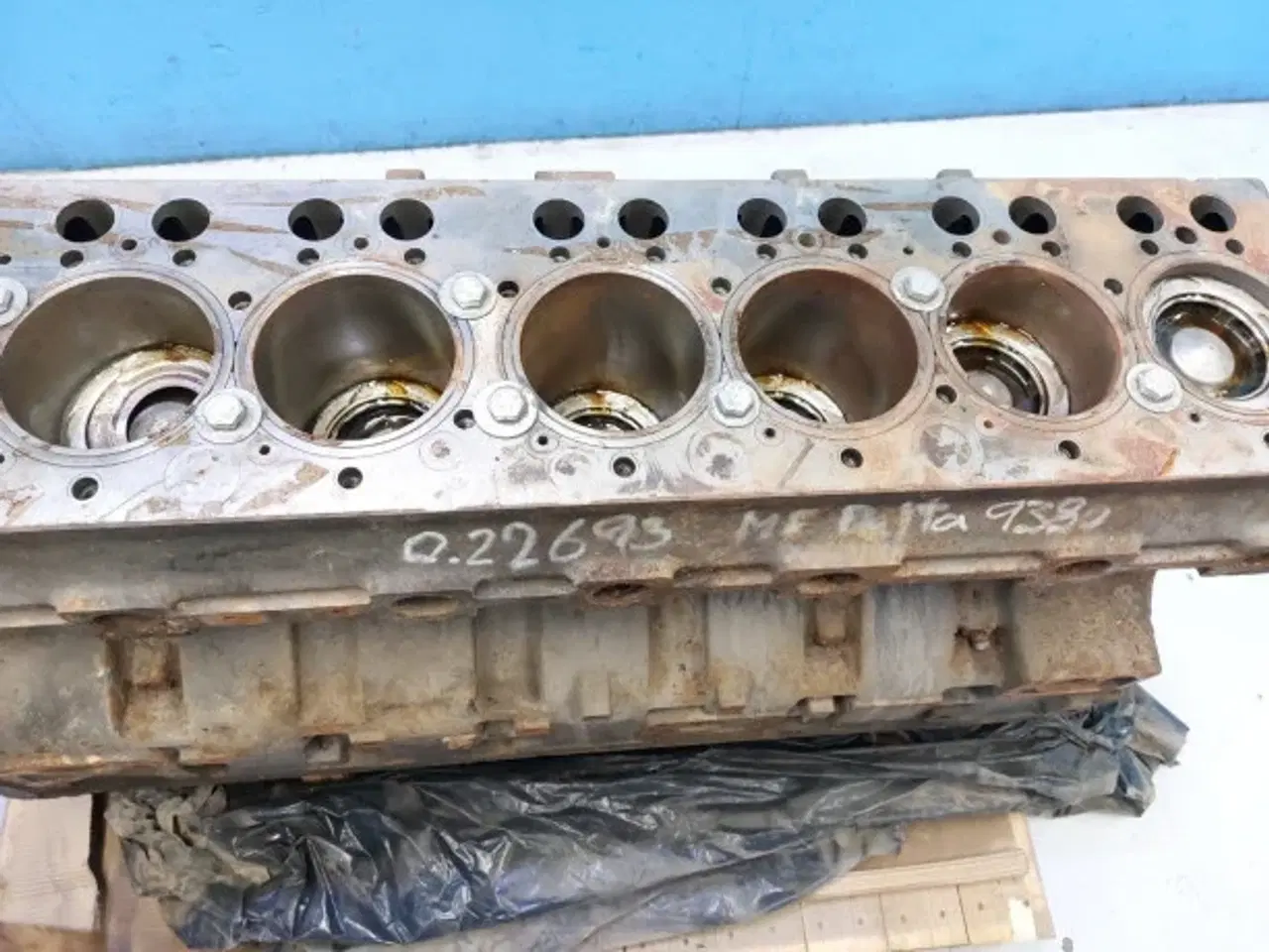 Billede 10 - Massey Ferguson 9380 Motorblok 865477030x