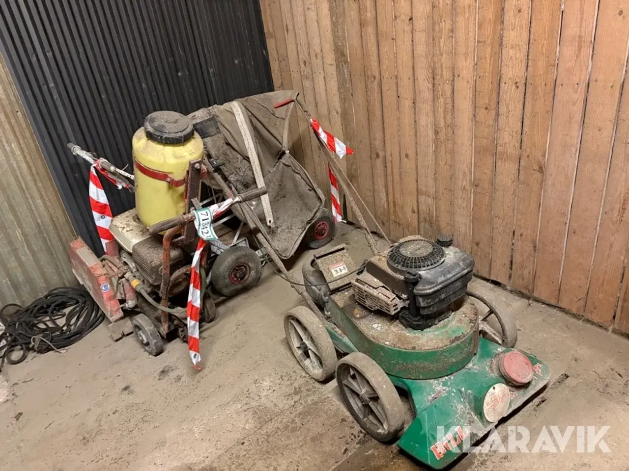 Billede 1 - Samlet lot med maskiner