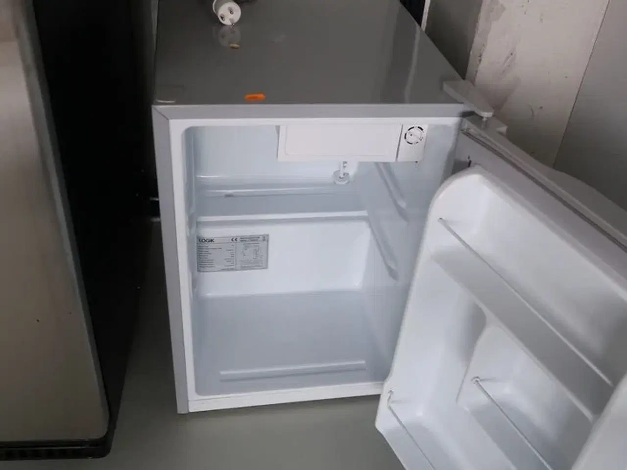 Billede 1 - Køleskab LOGIK LTT68S12E