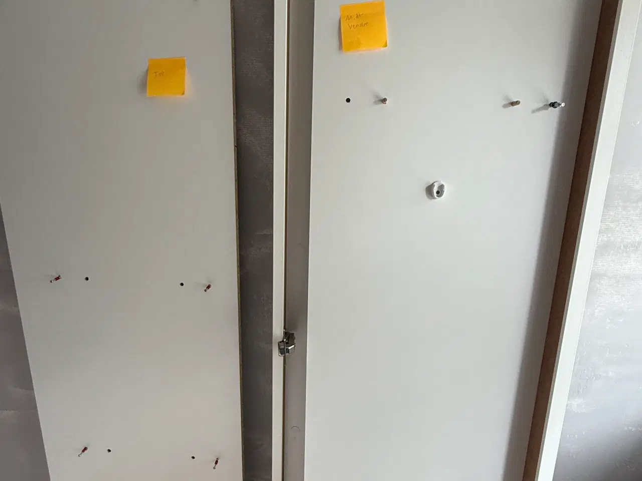 Billede 4 - Vedde garderobeskab med spejl fra Jysk 