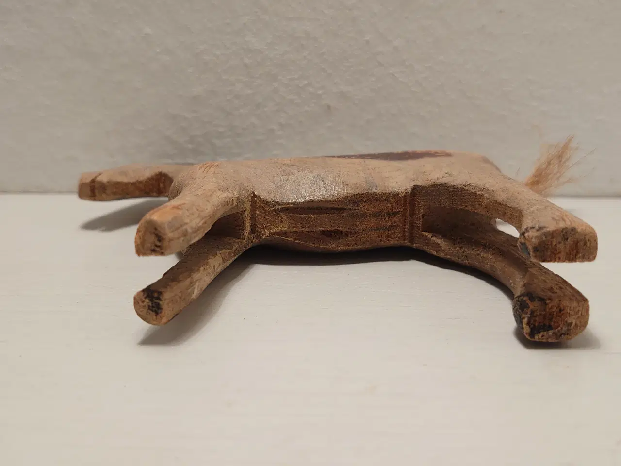 Billede 5 - Fængselslegetøj: Træ hest, L 12 og H 12.5cm.