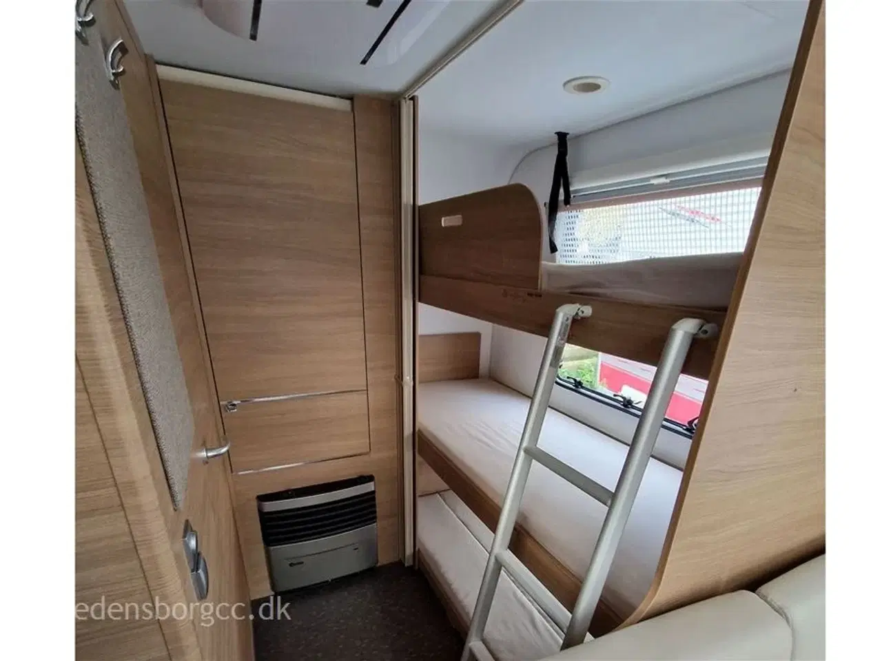 Billede 10 - 2020 - Adria Adora 573 PT   MEGET VELHOLT VOGN MED 3 KØJER.