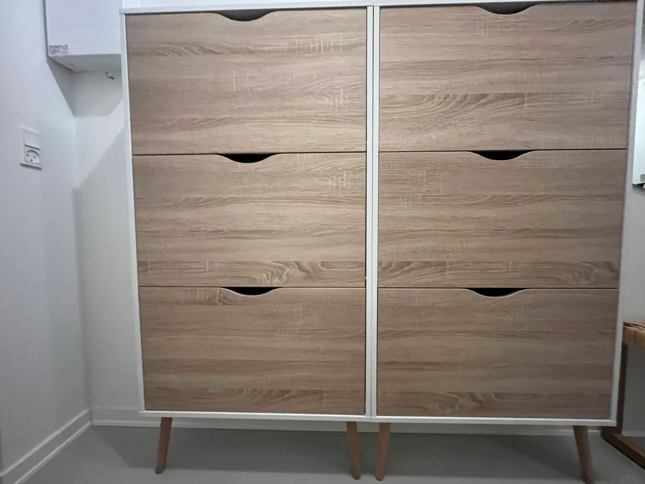 Billede 1 - Skoskab til 18 par sko