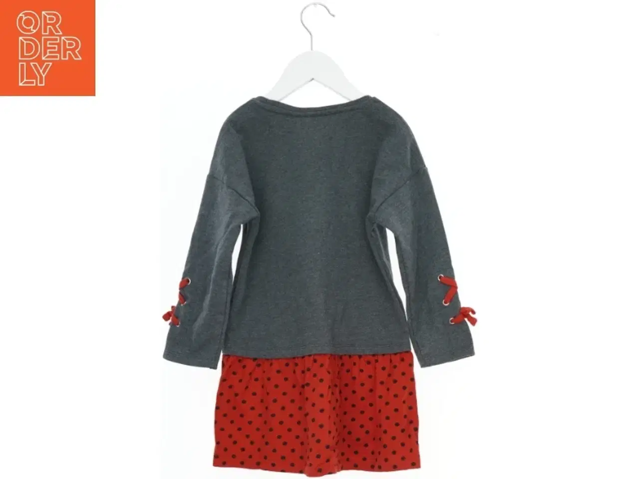 Billede 2 - Børneklædning med tryk fra ZAG (str. 110)