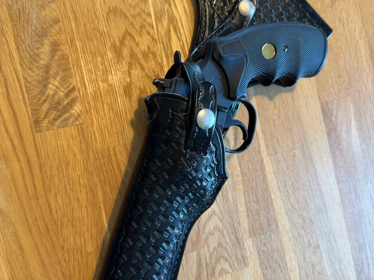 Billede 6 - Revolverhylster i sort læder