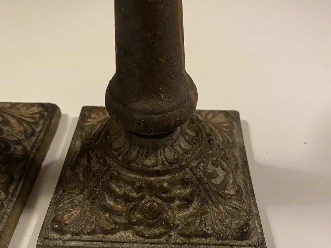 Billede 2 - 1 Par Vinted jernstager 34 cm