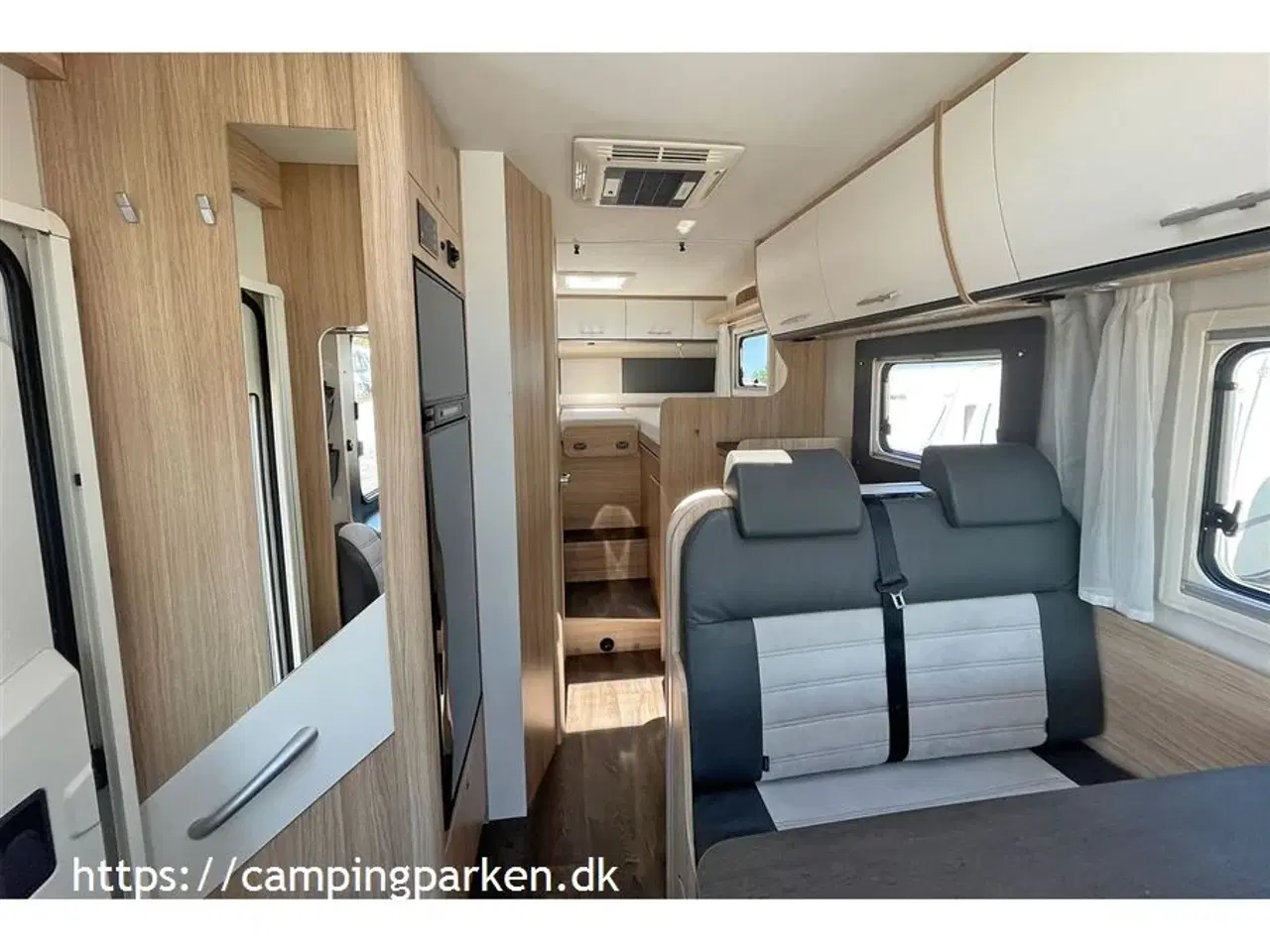 Billede 5 - 2022 - SunLight I 67S Adventure Edition   Flot helintegreret Sunlight autocamper med det rigtige udstyr