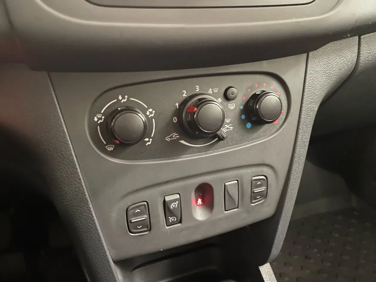 Billede 14 - Dacia Sandero 0,9 Tce Ambiance Start/Stop 90HK 5d