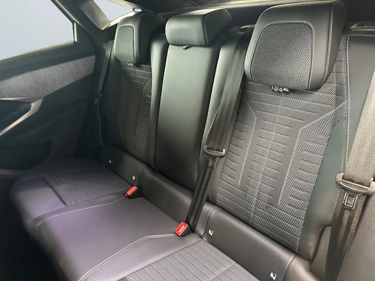 Billede 14 - Peugeot e-3008 77 Allure