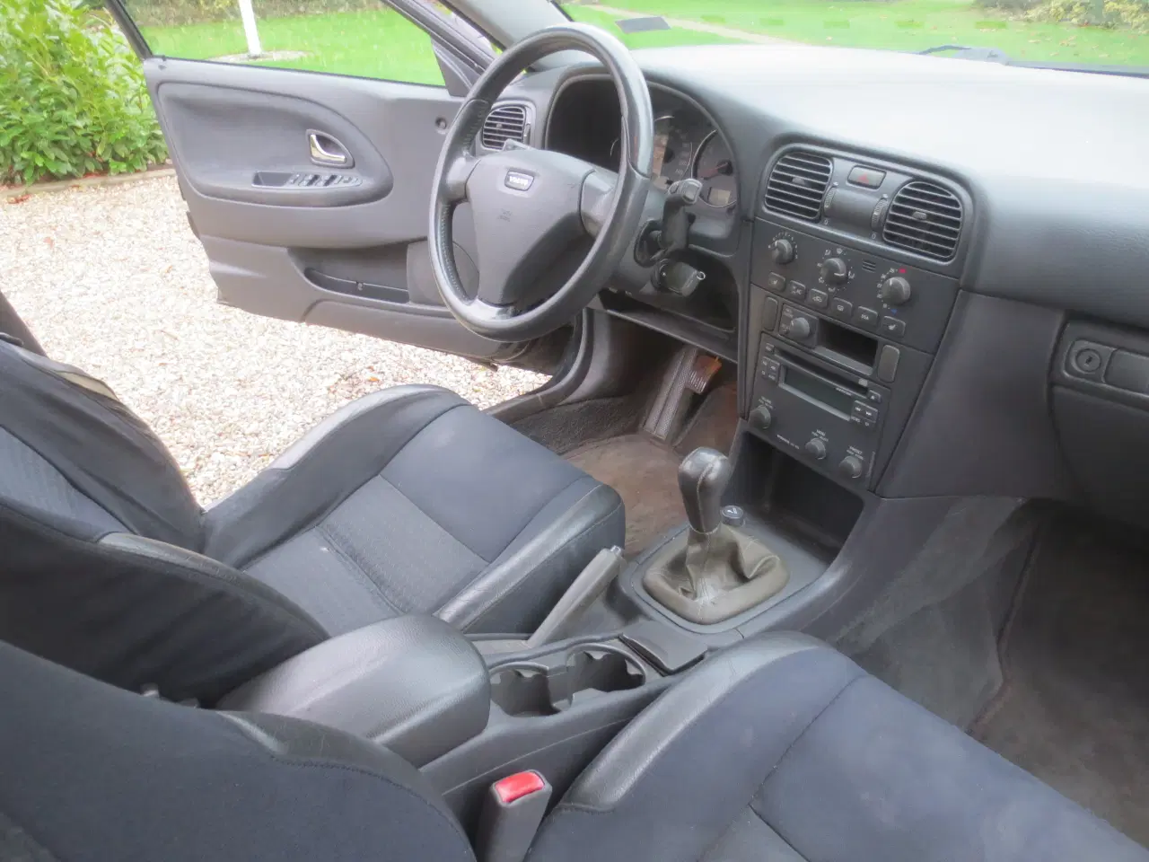 Billede 15 - Volvo V 40 1.8 i Stc synet 5/2024. 