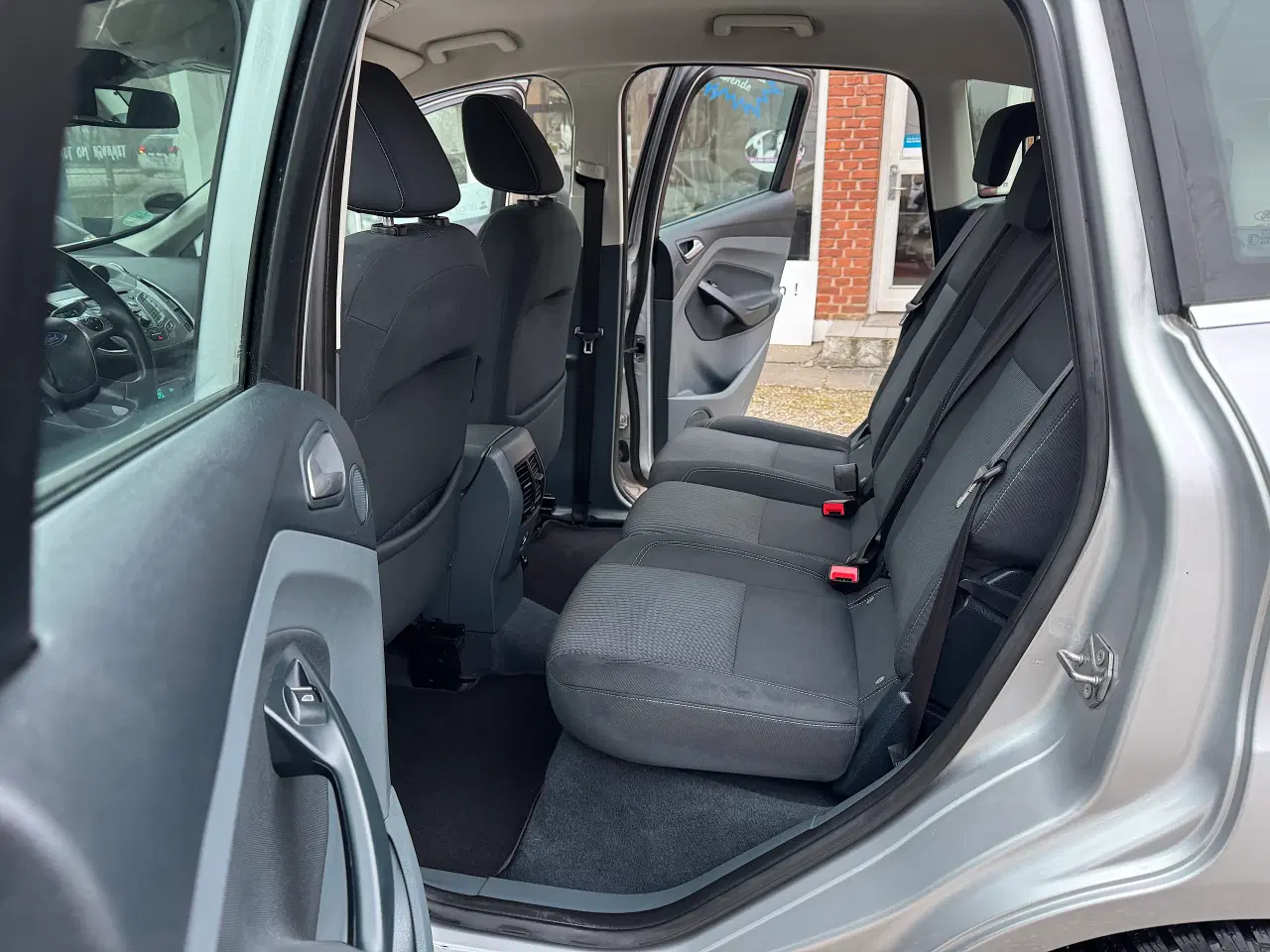 Billede 14 - Ford C-Max Nysyn Kun kørt 175000km Meget Pæn.