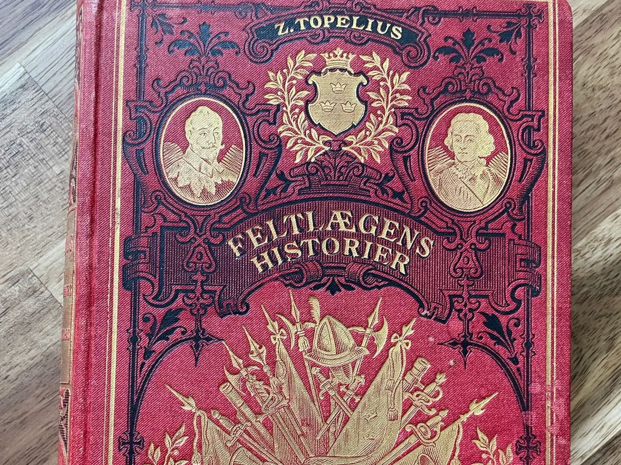 Billede 1 - Felttogets Historier Bog Rød Guldtryk