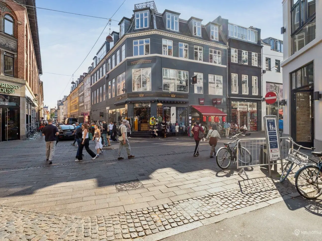 Billede 1 - INGEN BINDING - Attraktivt kontorlejemål i 3 plan med tagterrasse