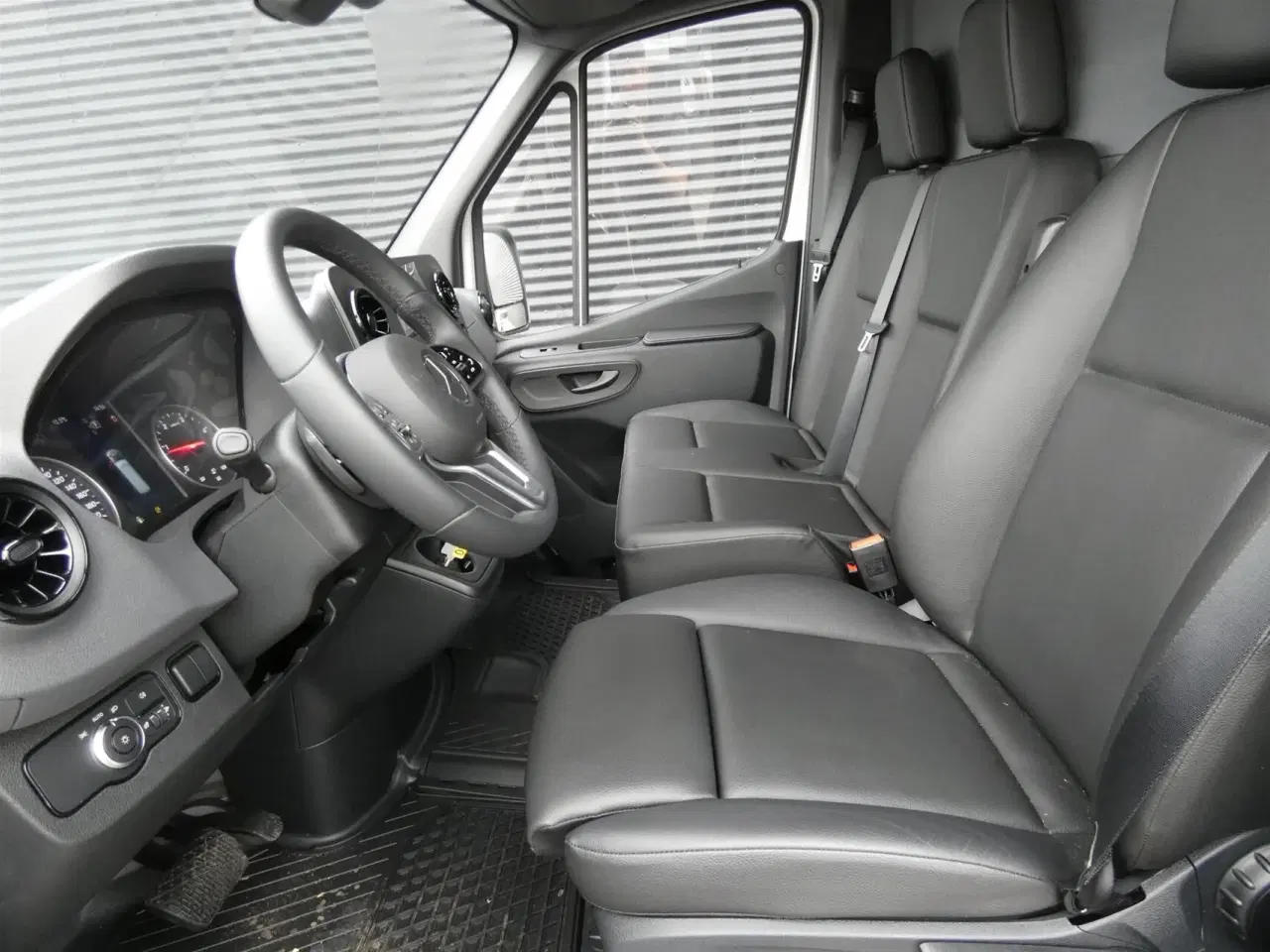 Billede 9 - Mercedes-Benz Sprinter 317 2,0 CDI A2 H1 RWD 9G-Tronic 170HK Van Aut.