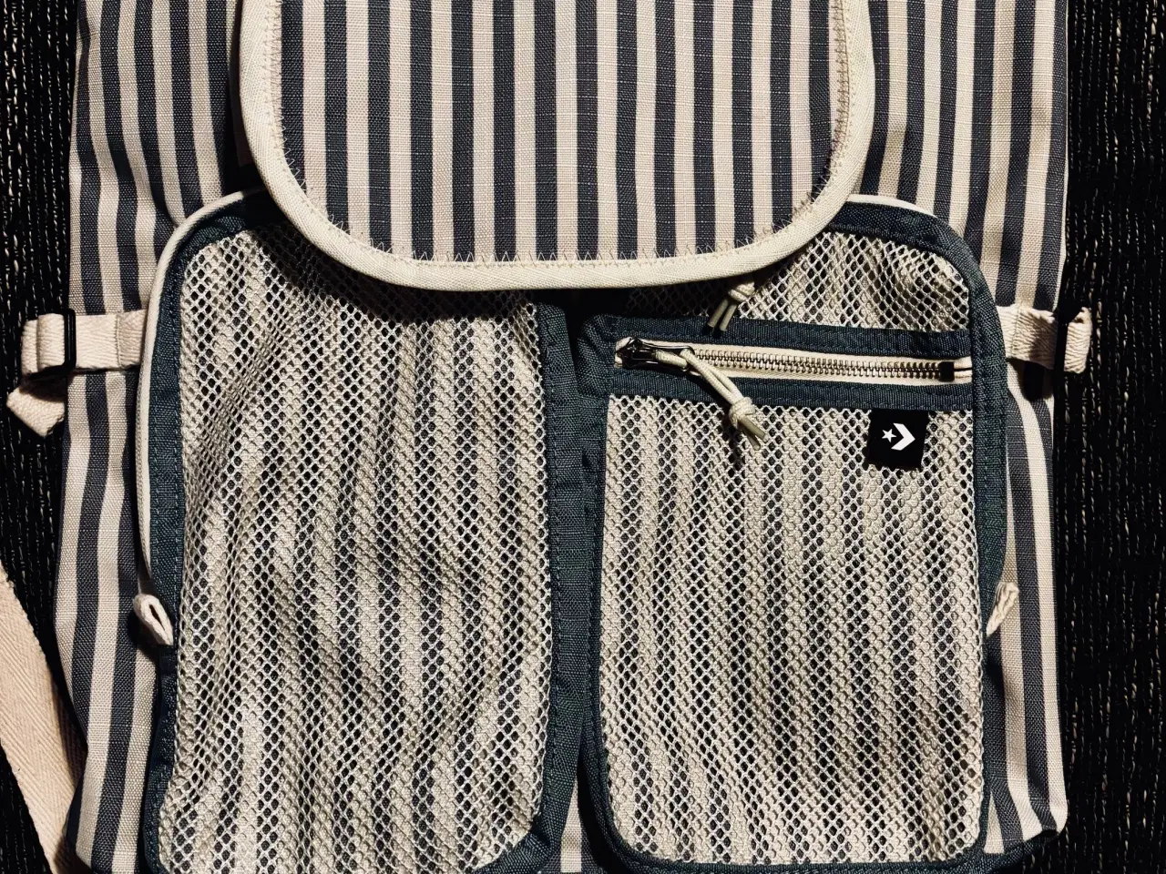 Billede 1 - Converse - rygsæk i stof med stribet mønster