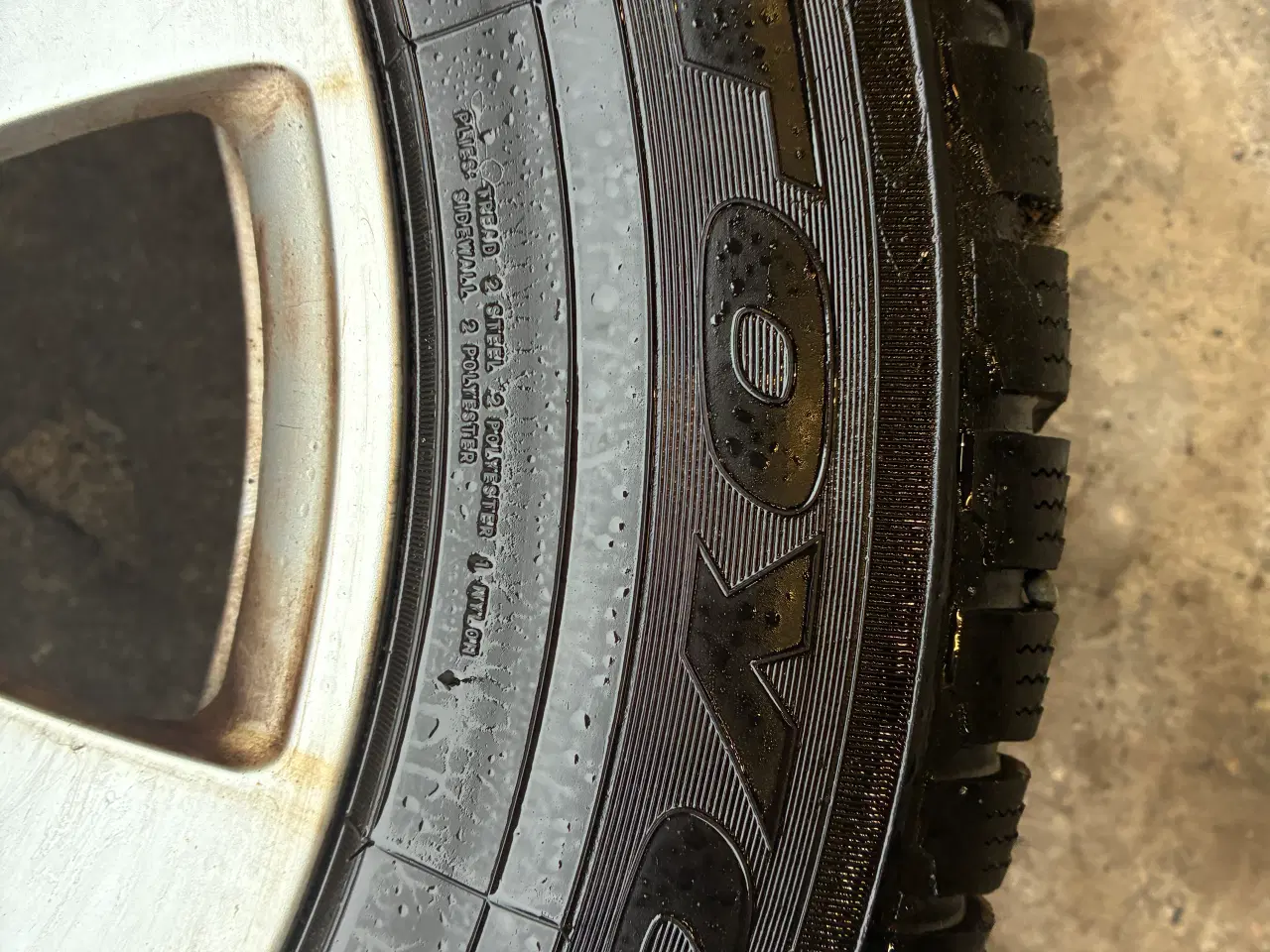 Billede 2 - Originale Mercedes alufælge med gode vinterdæk